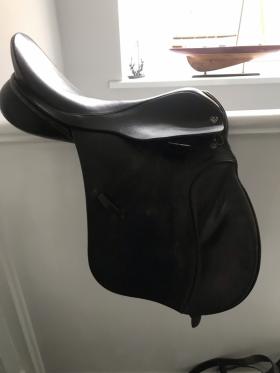 For sale: 17inch GP saddle by Charles Mountford