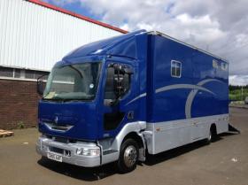 For sale: Stunning 7.5t Horsebox for Sale