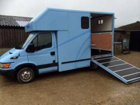 For sale: 3.5t Ford Iveco 2.8 Horsebox (low mileage)