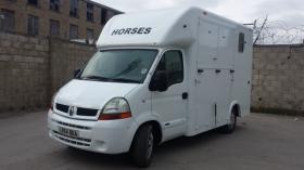 For sale: 3.5t renault master horsebox brand new conversion