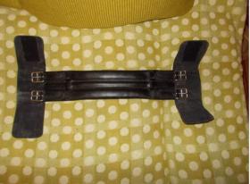 For sale: Stubben Chafeless Black Leather Dressage Girth 50cm / 20