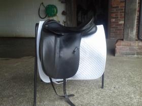 Dressage Saddles for sale Dressage Saddles for sale