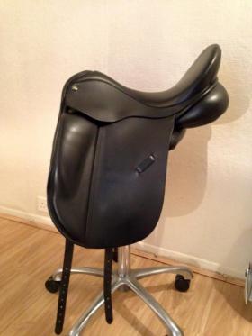 Dressage Saddles for sale Dressage Saddles for sale